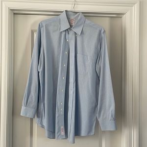 Brooks Brothers men’s blue plaid button down shirt